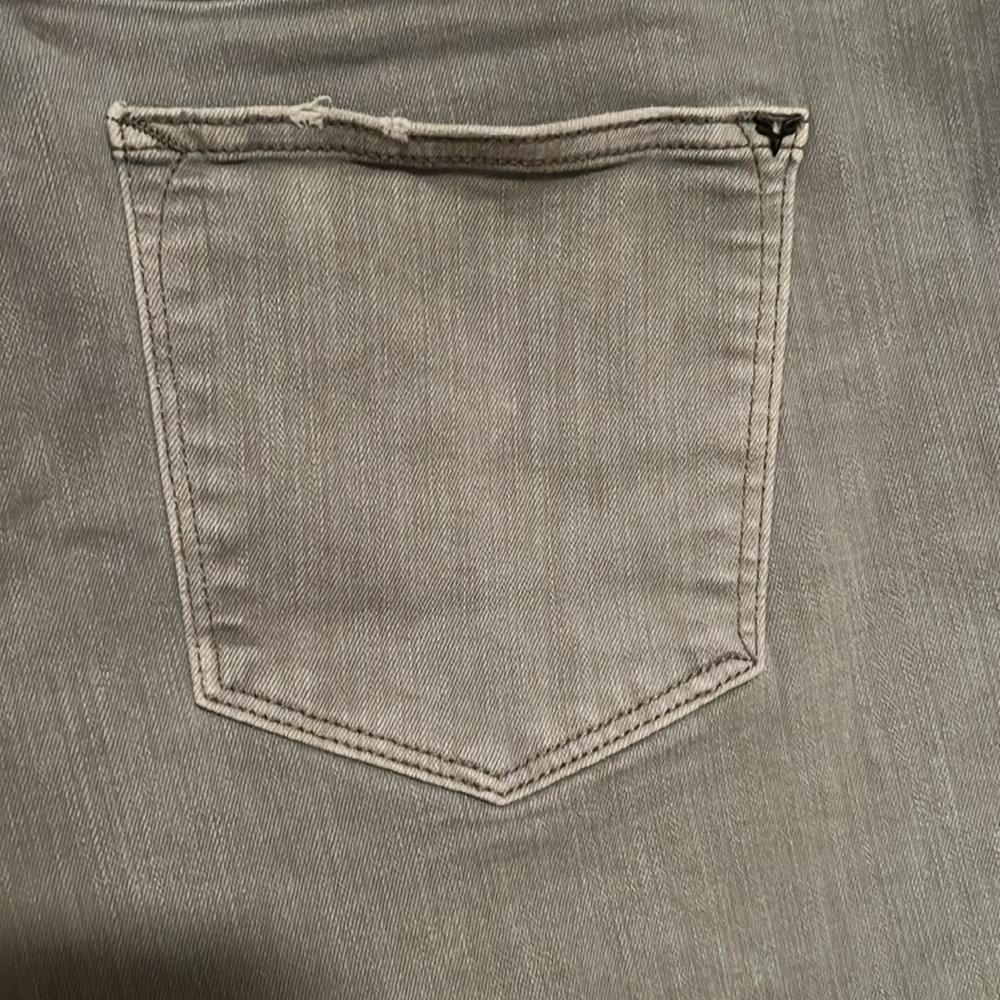 Vigoss Size 20 Denim Marley Shorts-Frayed Hem - Picture 4 of 12